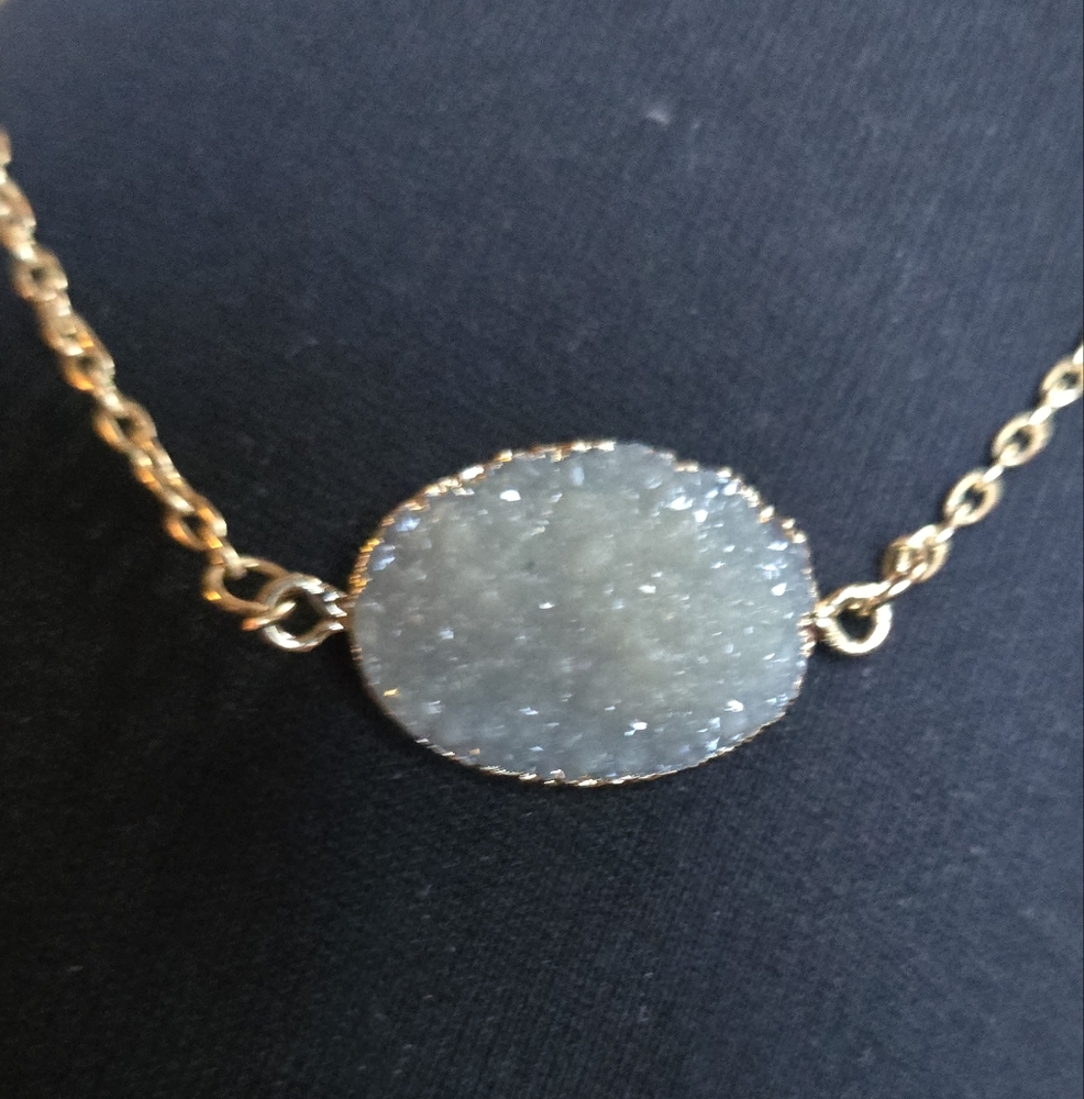 Quartz gray natural drutzy Gold plated Necklace  16" adjustable - Picture 3 of 9